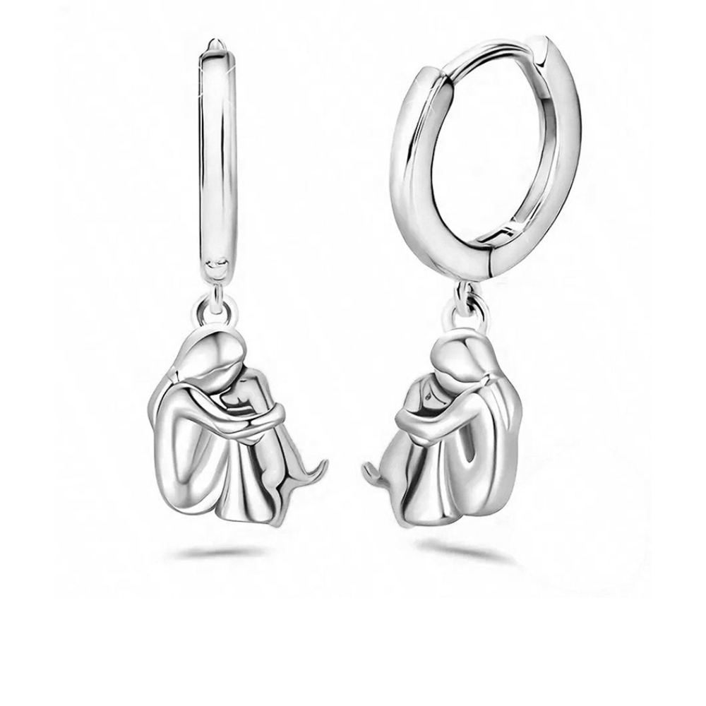 Wynter™ | Hug Pendant with Matching Earrings